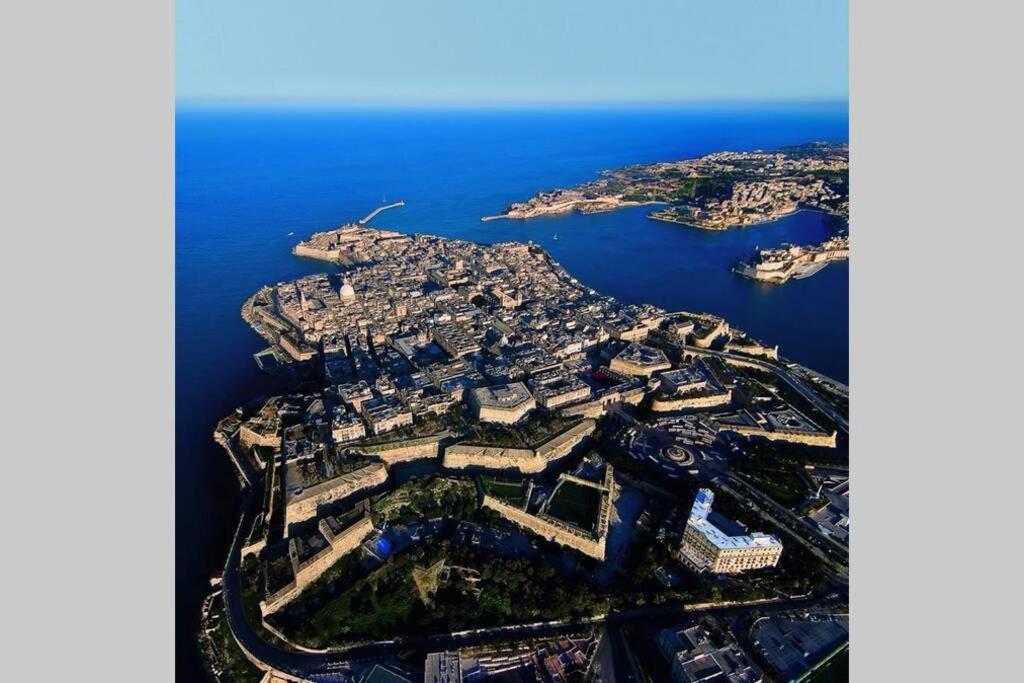 Valletta Art House - Retro Bordello ภายนอก รูปภาพ